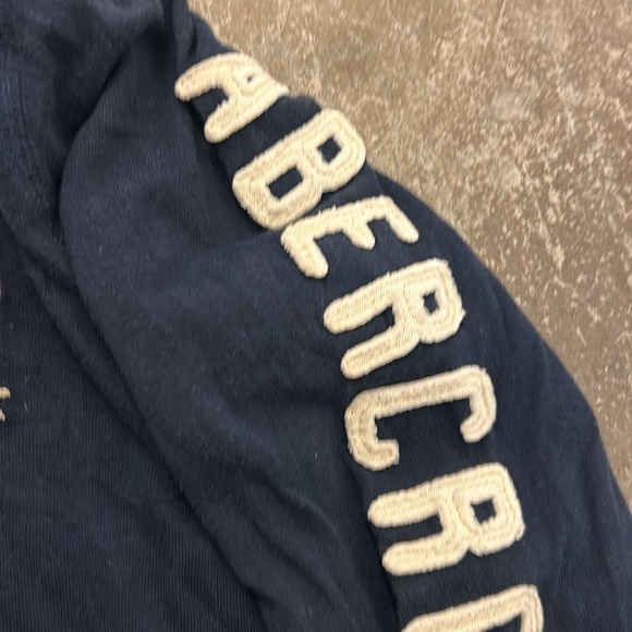 Vintage y2k Abercrombie Navy Hoodie with spellout - Picture 4 of 7